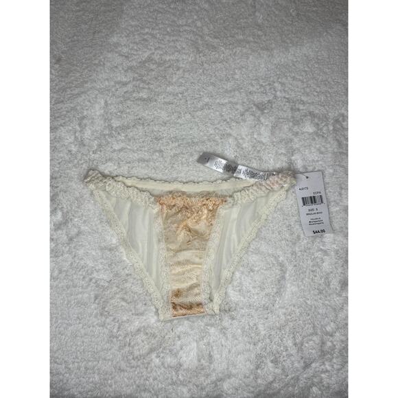 Hanky Panky Other - NWT Hanky Panky Bridal Collection Brazilian Bikini Panty Small Ivory